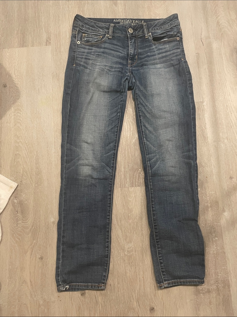 American Eagle Outfitters Women's Medium Dark Blue Straight Leg Jeans